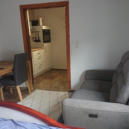Kleine Gemuetliche Ferienwohnung Im Fachwerkstil วอล์ฟสบวร์ก ภายนอก รูปภาพ