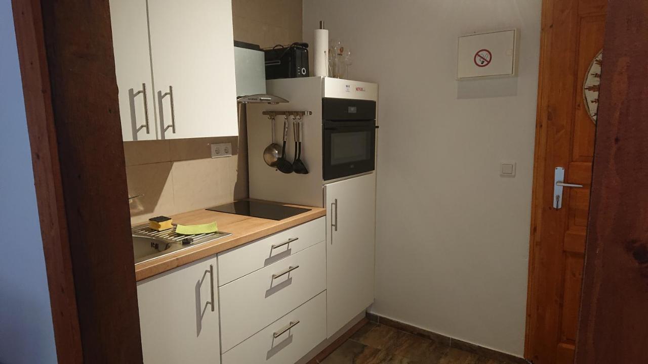 Kleine Gemuetliche Ferienwohnung Im Fachwerkstil วอล์ฟสบวร์ก ภายนอก รูปภาพ